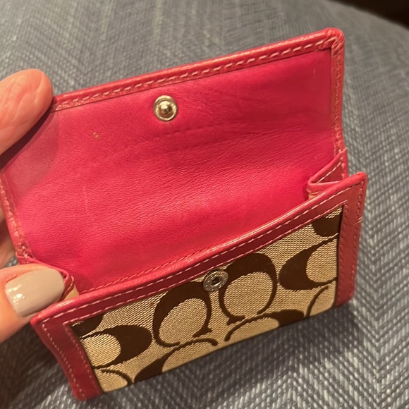 COACH Pink Bifold Wallet - Picture 4 of 5